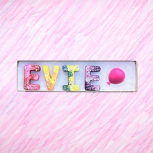 Load image into Gallery viewer, Crayon Party Favor