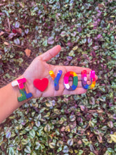 Load image into Gallery viewer, Valentine's Day I Love You Crayons