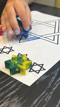 Load image into Gallery viewer, Star Of David Rainbow Crayons