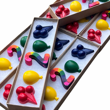Load image into Gallery viewer, Crayon Party Favor