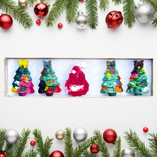 Load image into Gallery viewer, Christmas Crayons