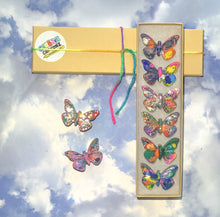 Load image into Gallery viewer, Butterfly Crayon Box