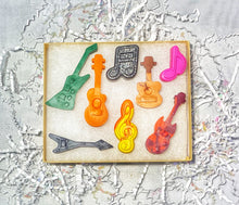 Load image into Gallery viewer, Music Crayon Box