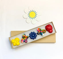 Load image into Gallery viewer, Spring Crayons- Insects And Flower