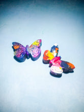 Load image into Gallery viewer, Butterfly Crayons