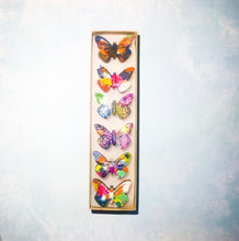 Load image into Gallery viewer, Butterfly Crayons