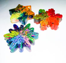 Load image into Gallery viewer, Snowflake Crayons