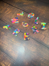 Load image into Gallery viewer, Flower Girl Crayon