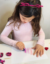 Load image into Gallery viewer, Heart Crayon Party Favor Bag