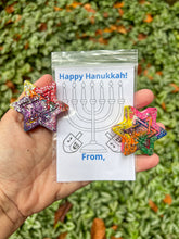 Load image into Gallery viewer, Hanukkah Crayon Party Favor
